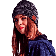 Load image into Gallery viewer, Beanie with bluetooth headphones - 177avenue
